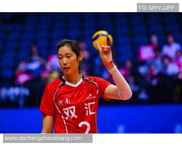 足球明星朱婷的魅力写真展现运动与优雅的完美结合