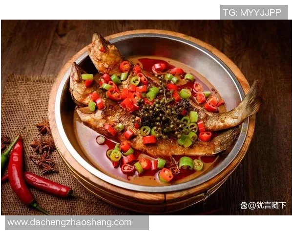 足球油炸子：探寻这道美味背后的故事与文化传承