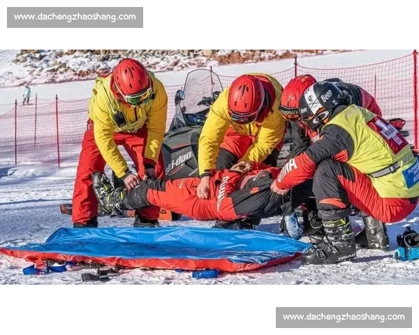 雪季意外频发:滑雪场安全隐患与事故应对全解析